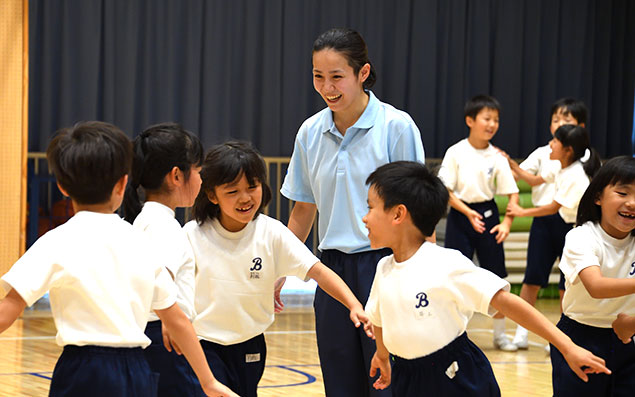 文教大学付属小学校　特別授業「舞踊」