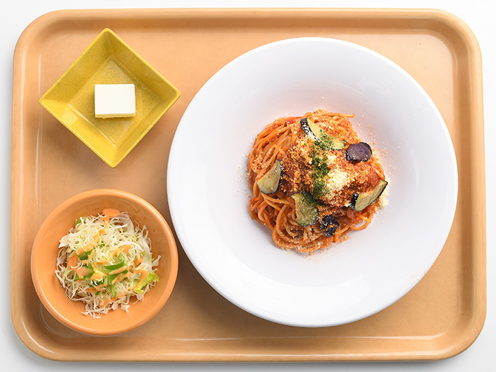 パスタセット（サラダ・デザート付）470円
