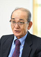 笈川 信昭先生